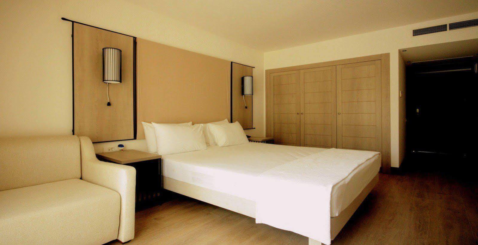 ลีฟ บาย เบลลาซูเร Hotel อัคยาร์ลาร์ ภายนอก รูปภาพ
